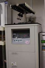 凍結乾燥機(FDU-2200, EYELA)